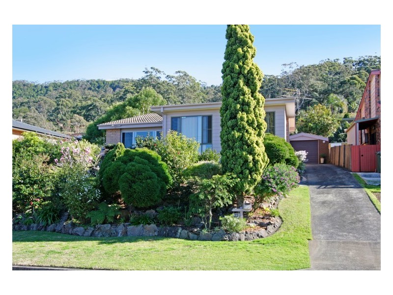 22 Deborah Avenue, Thirroul NSW 2515