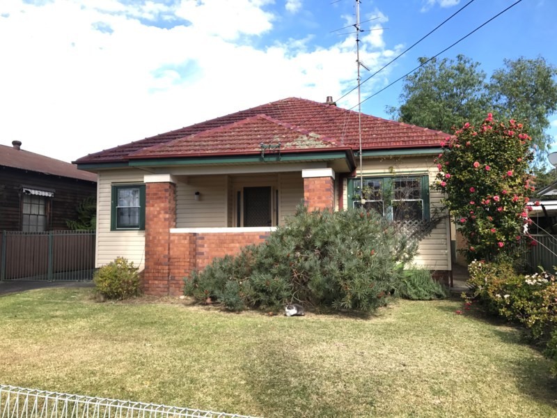 23 Hewitts Avenue, Thirroul NSW 2515