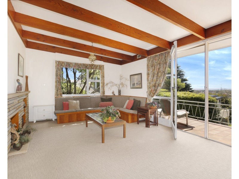 30 Cresting Avenue, Corrimal NSW 2518