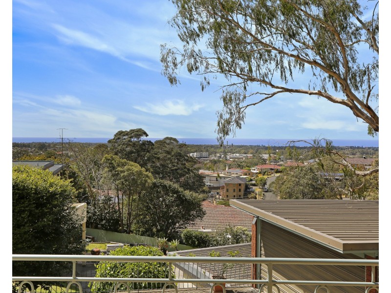 30 Cresting Avenue, Corrimal NSW 2518