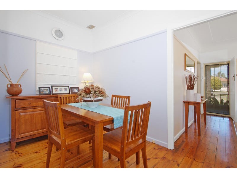 28 Meads Avenue, Tarrawanna NSW 2518