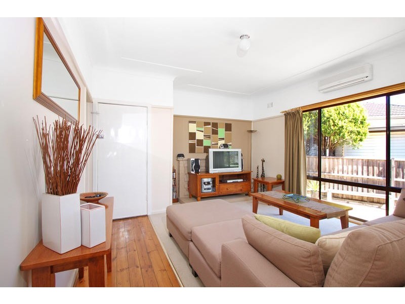 28 Meads Avenue, Tarrawanna NSW 2518