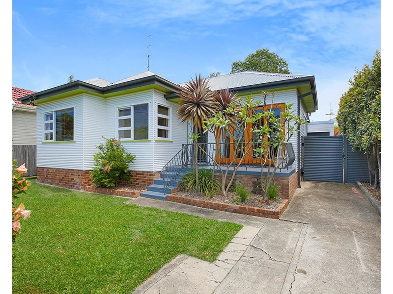 19 McGrath Street, Fairy Meadow NSW 2519