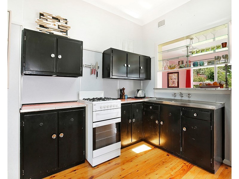 19 McGrath Street, Fairy Meadow NSW 2519