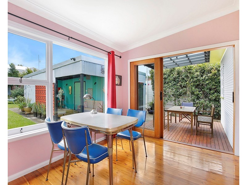 19 McGrath Street, Fairy Meadow NSW 2519
