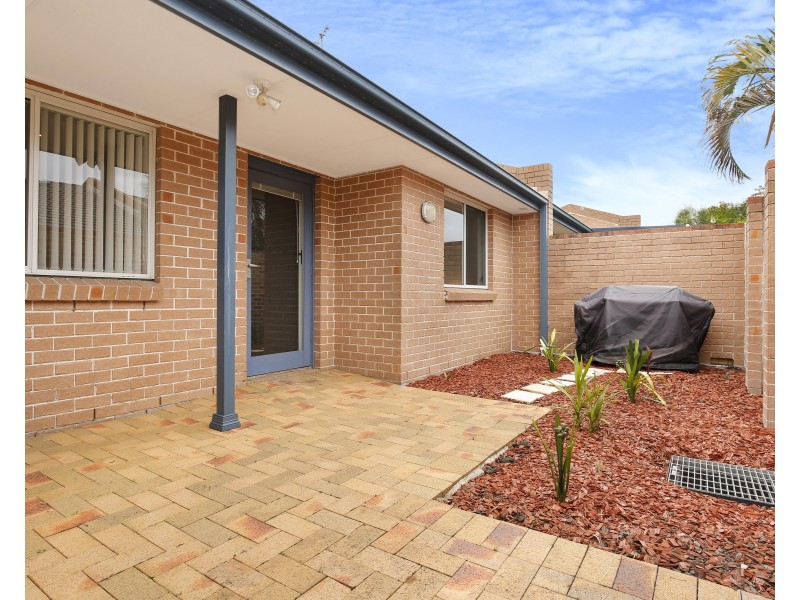 11 Gayantay Way, Woonona NSW 2517