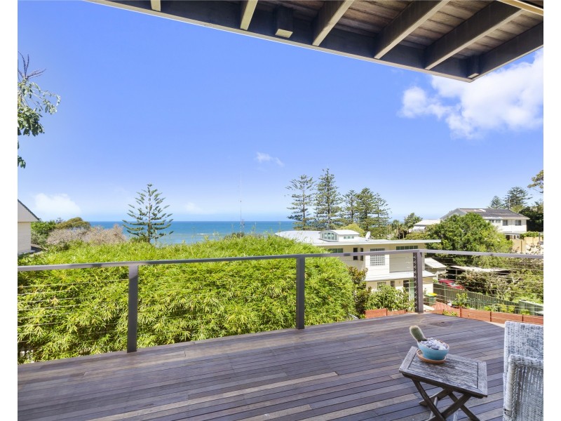 818A Lawrence Hargrave Drive, Coledale NSW 2515