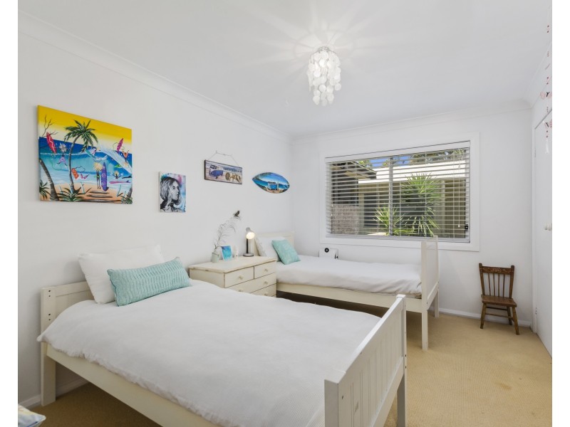 818A Lawrence Hargrave Drive, Coledale NSW 2515