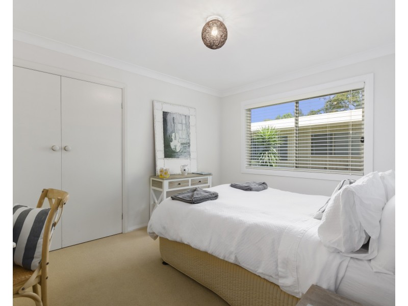 818A Lawrence Hargrave Drive, Coledale NSW 2515