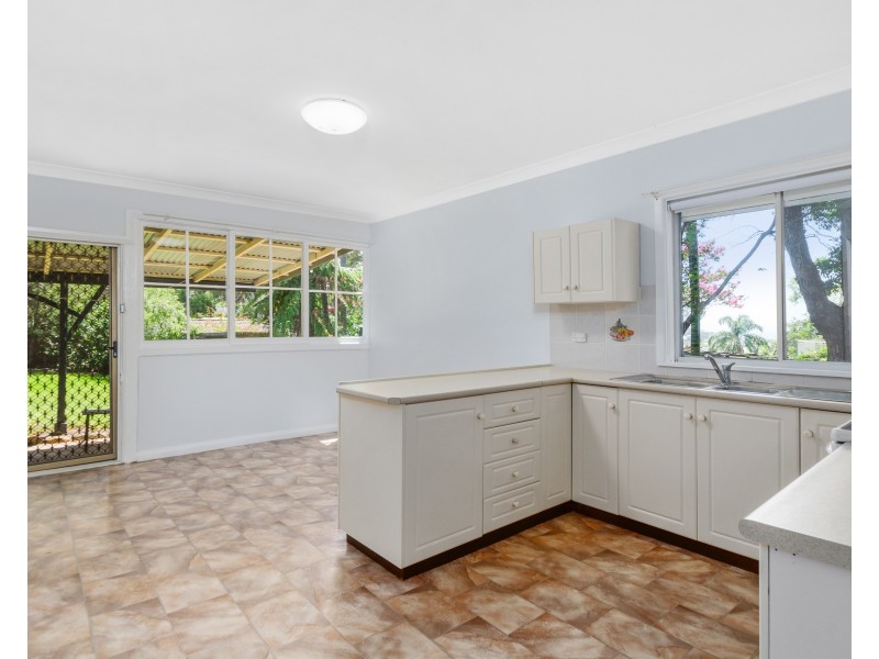 17 Seaview Terrace, Thirroul NSW 2515