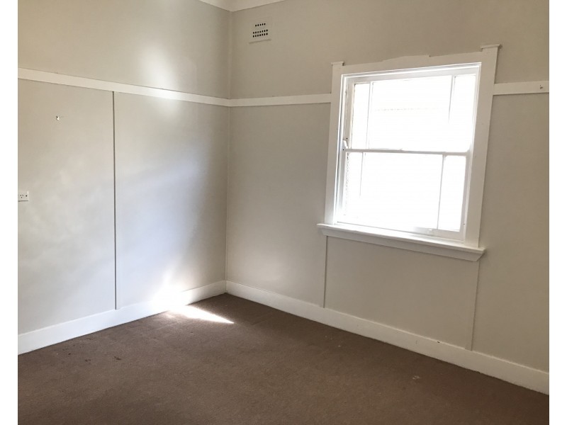 23 Hewitts Avenue, Thirroul NSW 2515