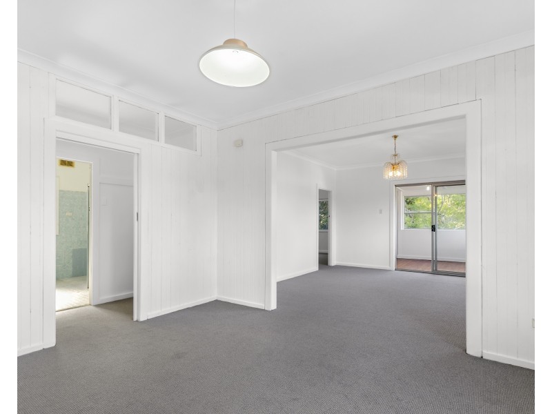 2 Coast Street, Thirroul NSW 2515