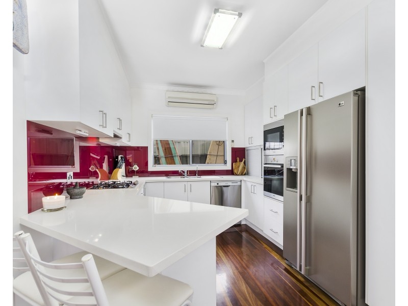 6 Redman Avenue, Thirroul NSW 2515