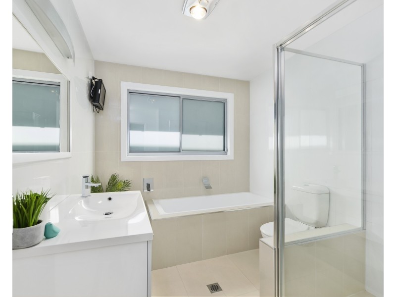 6 Redman Avenue, Thirroul NSW 2515