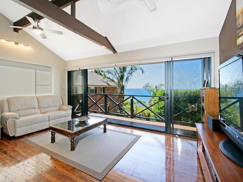 38 Squires Crescent, Coledale NSW 2515