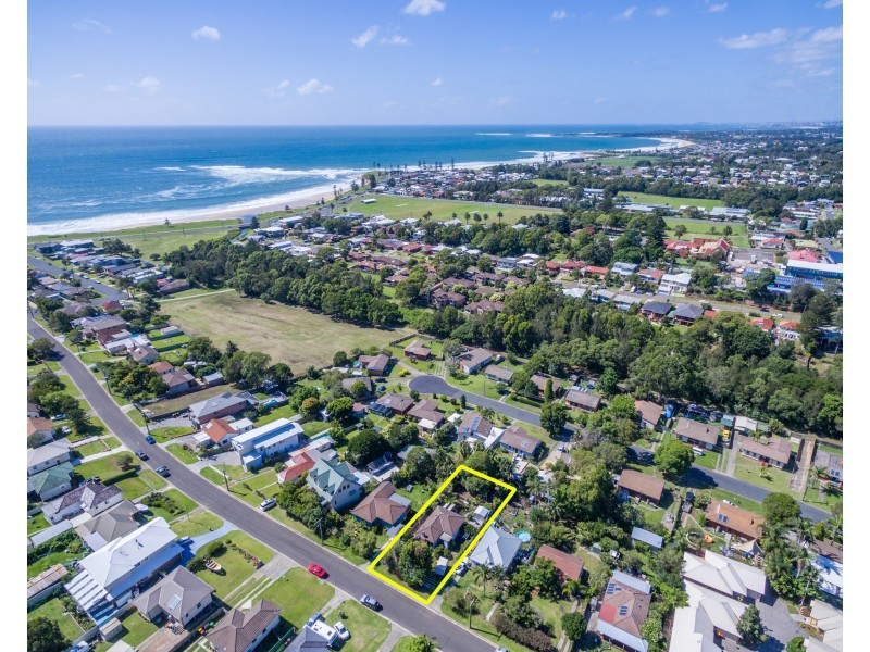 31 Westmacott Parade, Bulli NSW 2516