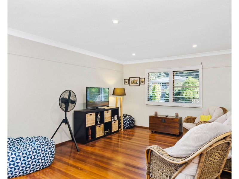 13 Cornock Avenue, Thirroul NSW 2515