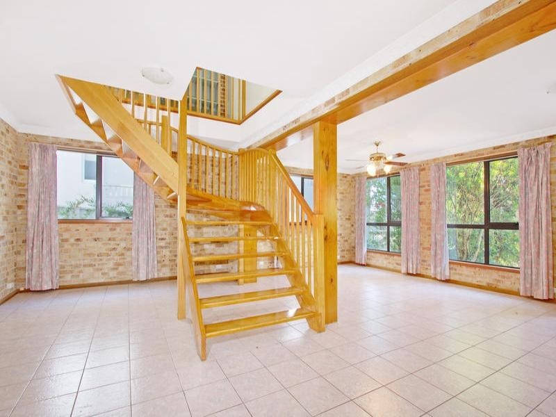 17 Seabreeze Place, Thirroul NSW 2515
