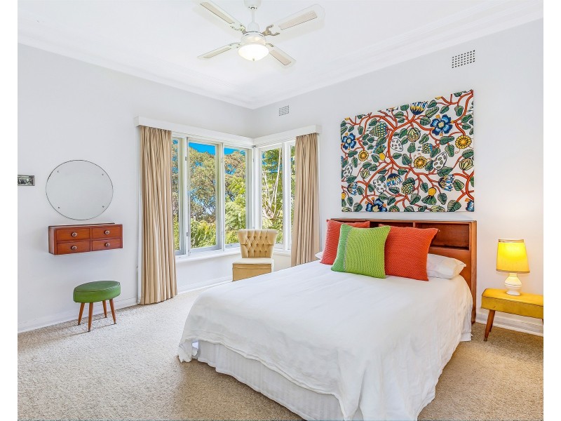 48 Railway Avenue, Austinmer NSW 2515