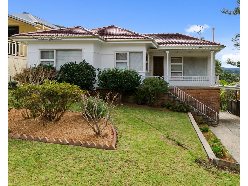 72 Gahans Avenue, Woonona NSW 2517