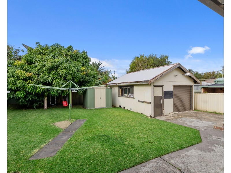 9 Range Place, Bulli NSW 2516