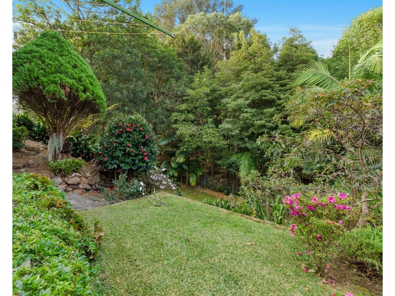 27 Arunta Drive, Thirroul NSW 2515