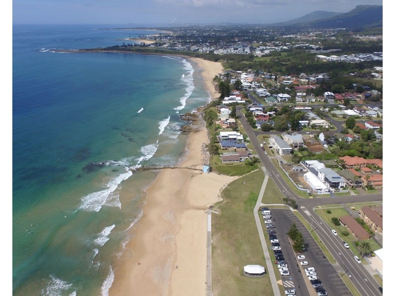 1/2C Lachlan Street, Thirroul NSW 2515
