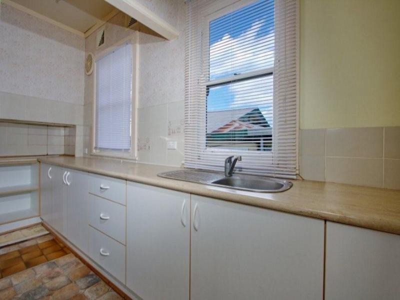 20 Railway Avenue, Austinmer NSW 2515