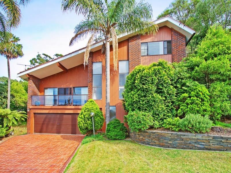 4 Cornock Avenue, Thirroul NSW 2515