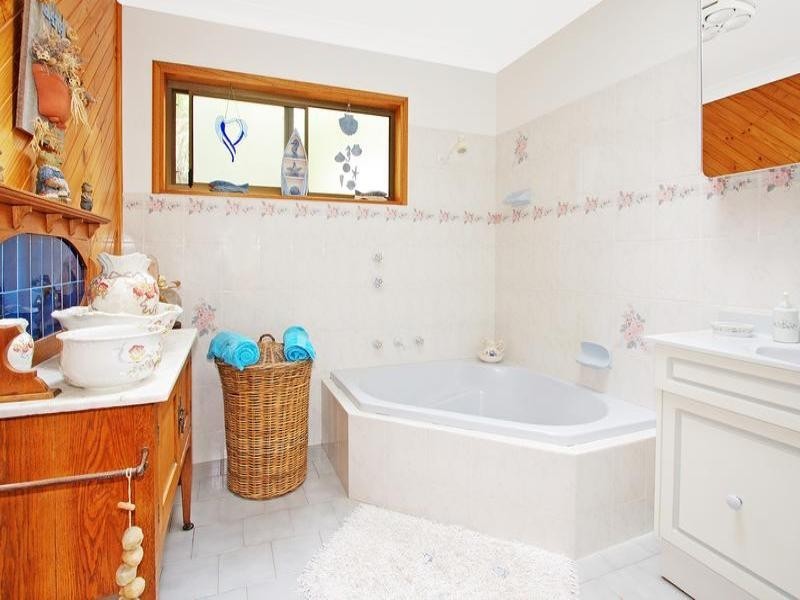 22 Old Coast Road, Stanwell Park NSW 2508