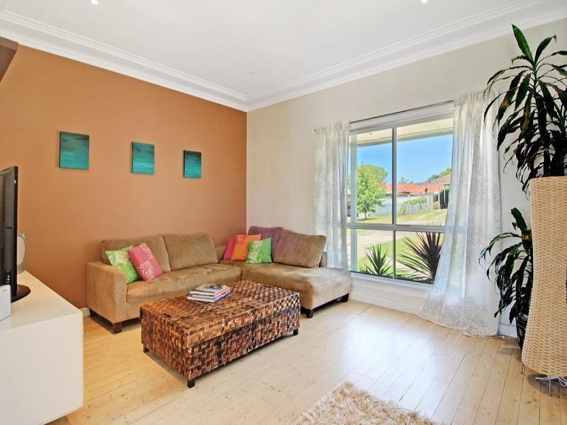 2 Ronald Street, Corrimal NSW 2518