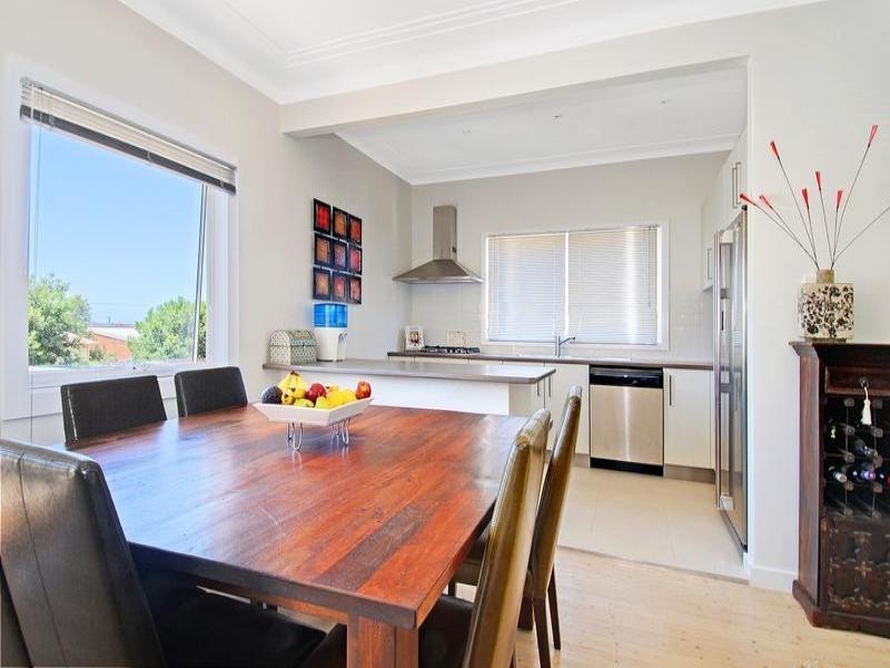 2 Ronald Street, Corrimal NSW 2518