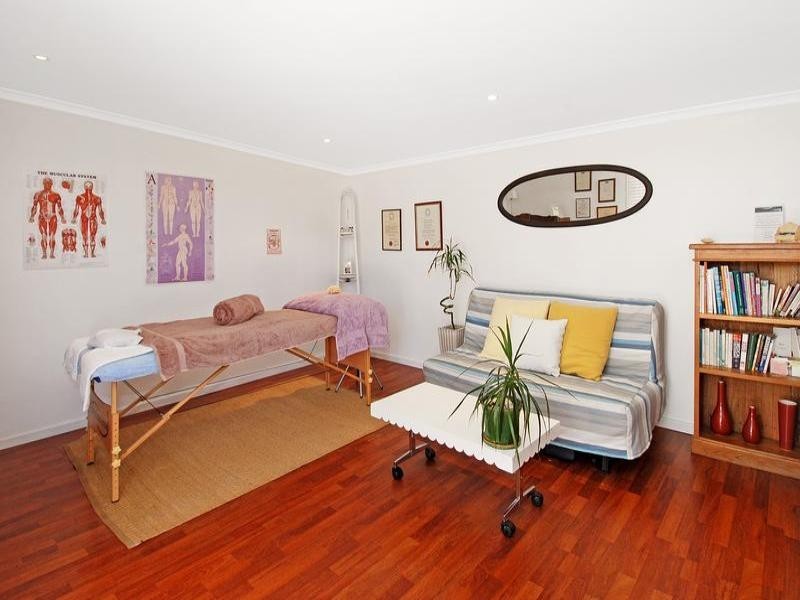 2 Ronald Street, Corrimal NSW 2518