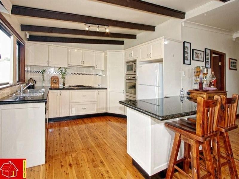 28 Hobart Street, Bulli NSW 2516