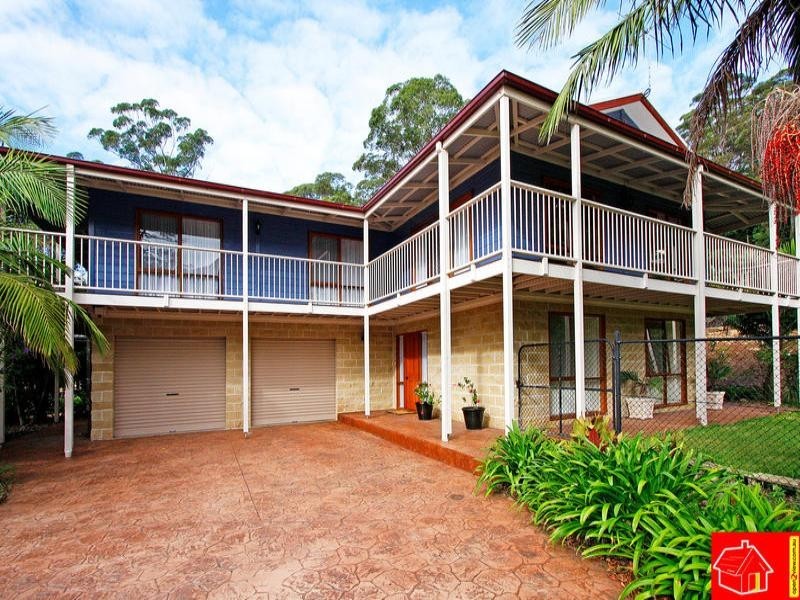 7 Parkwood Grove, Thirroul NSW 2515