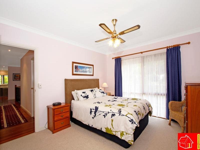 7 Parkwood Grove, Thirroul NSW 2515