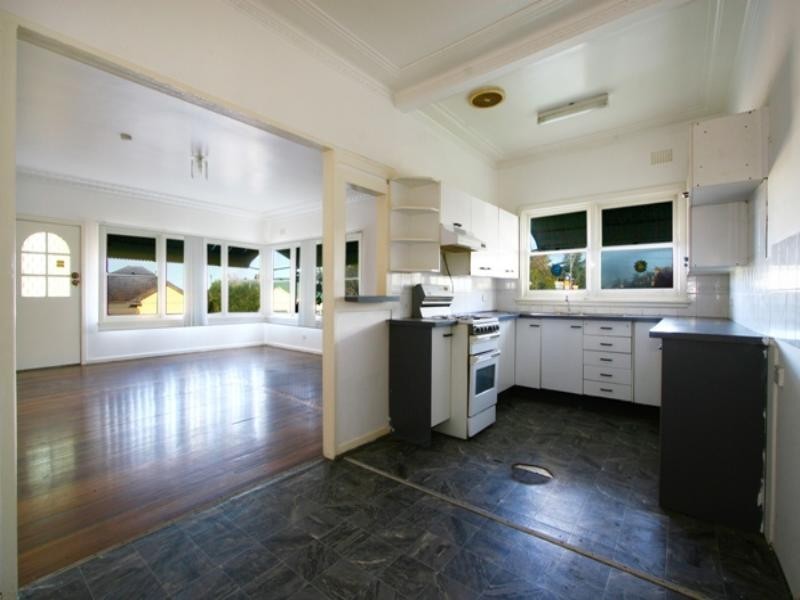 724 Lawrence hargrave Drive, Coledale NSW 2515