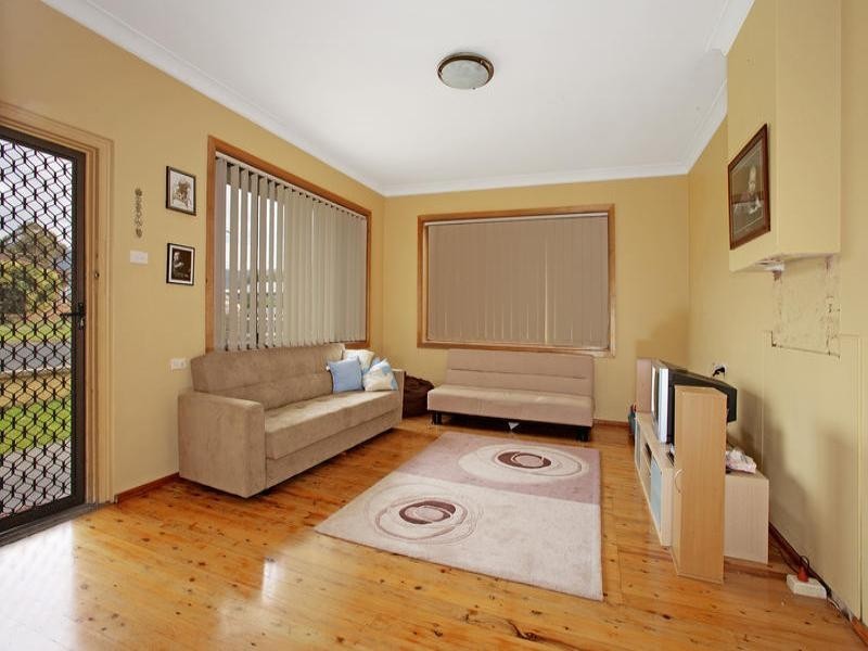 15 Byron Street, Bellambi NSW 2518