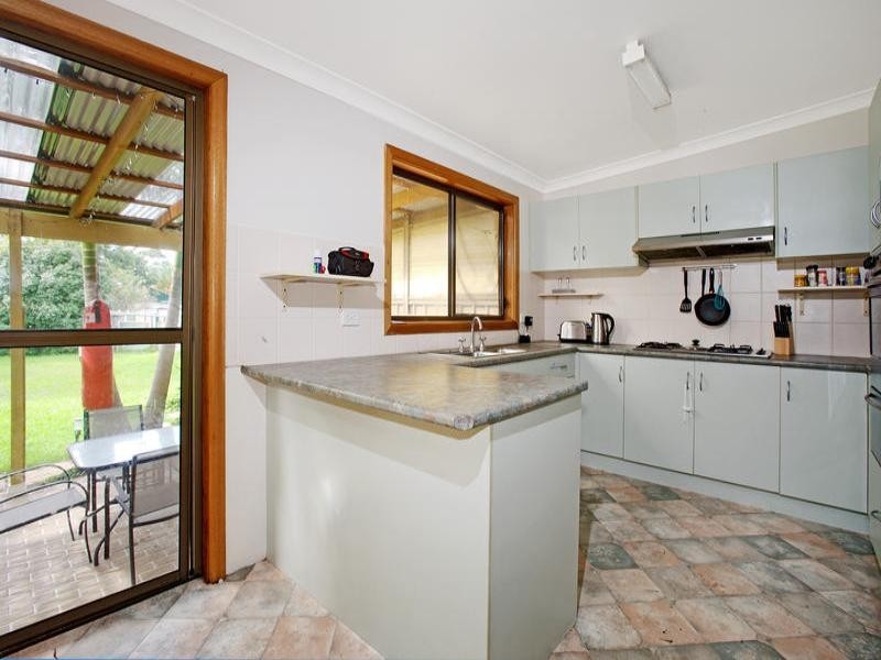 15 Byron Street, Bellambi NSW 2518