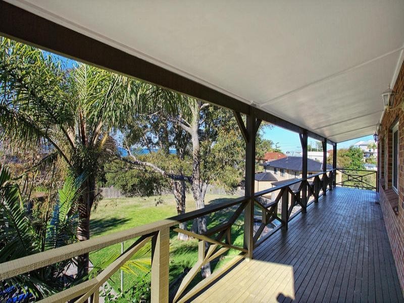 4 Gifford Street, Coledale NSW 2515