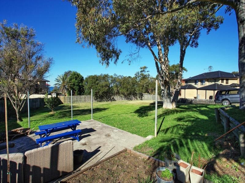 4 Gifford Street, Coledale NSW 2515