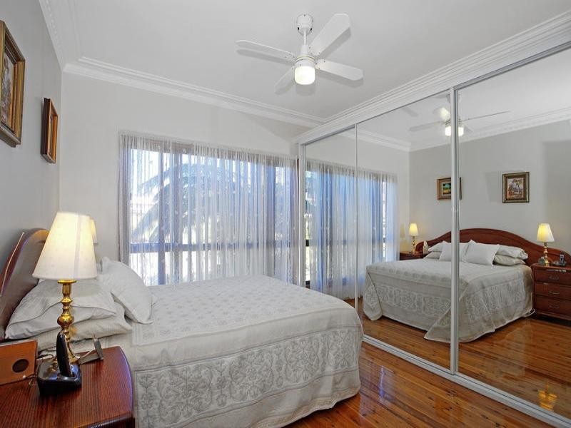 12 Lakeview Parade, Primbee NSW 2502