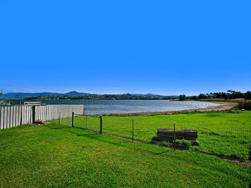 12 Lakeview Parade, Primbee NSW 2502