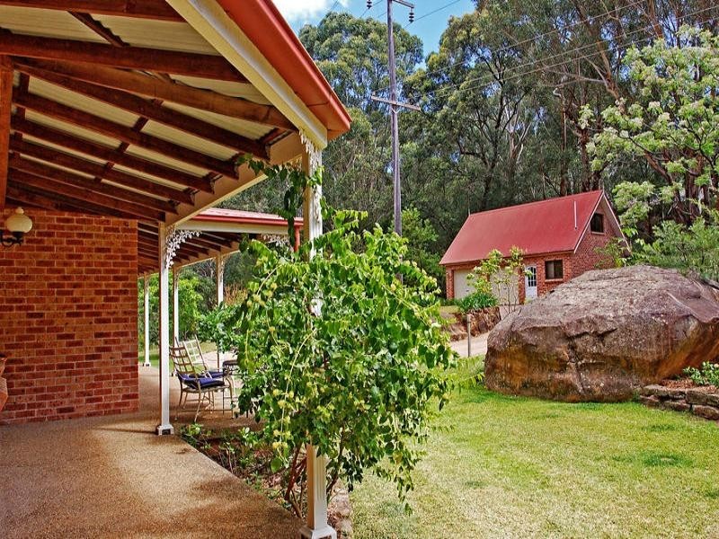 5 Highlands Parade, Bulli NSW 2516