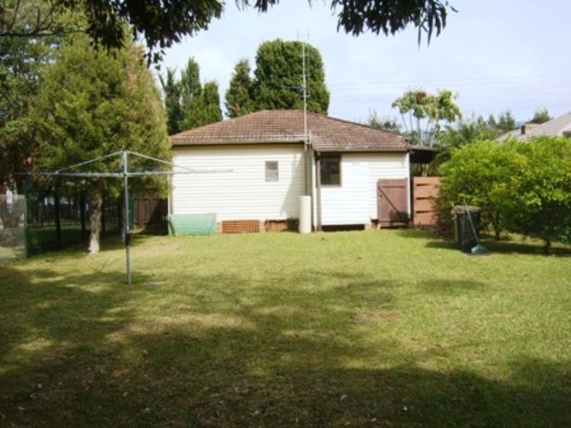 23 Railway Parade, Woonona NSW 2517