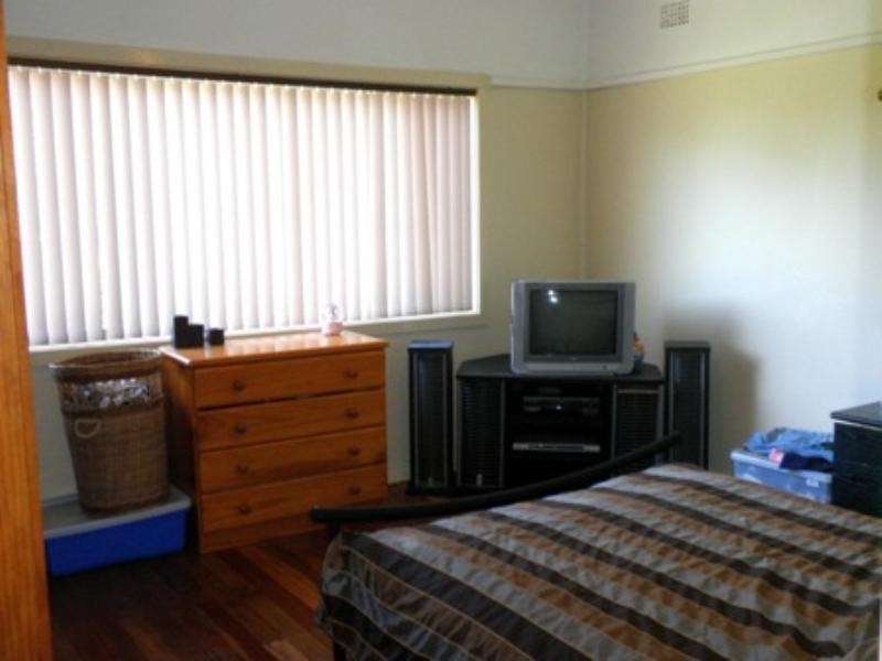 90 Caldwell Avenue, Tarrawanna NSW 2518