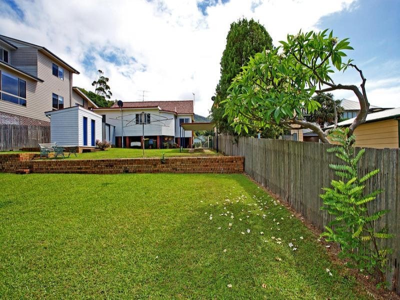 56 Lachlan Street, Thirroul NSW 2515