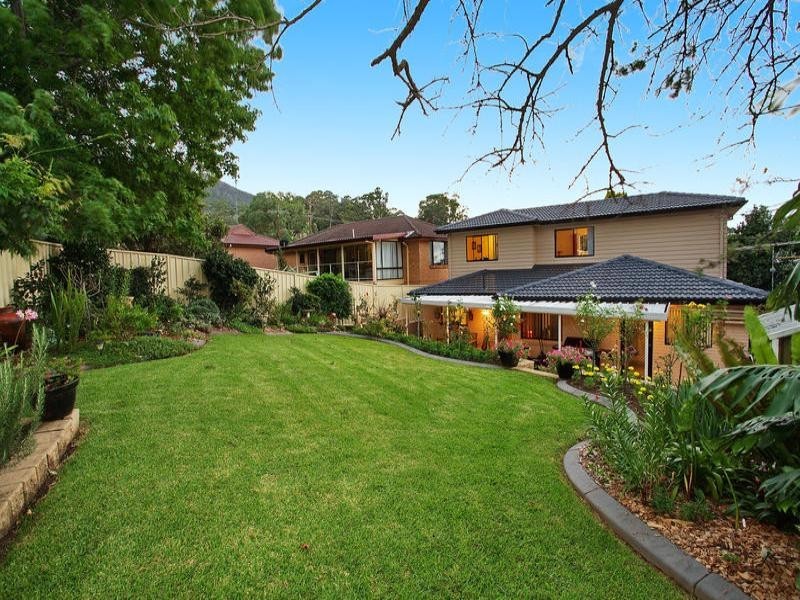 8 Kanangra Drive, Thirroul NSW 2515