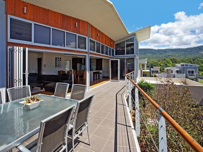 37 Aragan Circuit, Bulli NSW 2516