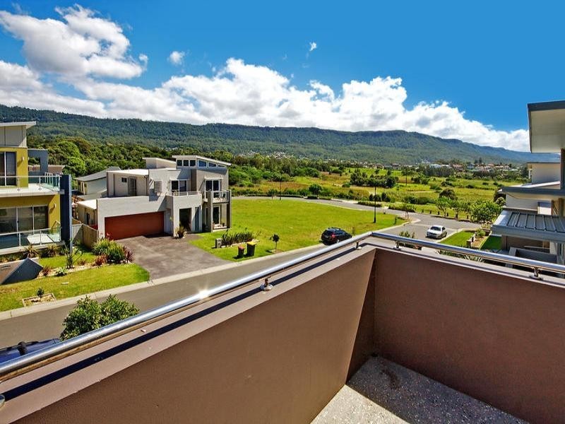 37 Aragan Circuit, Bulli NSW 2516